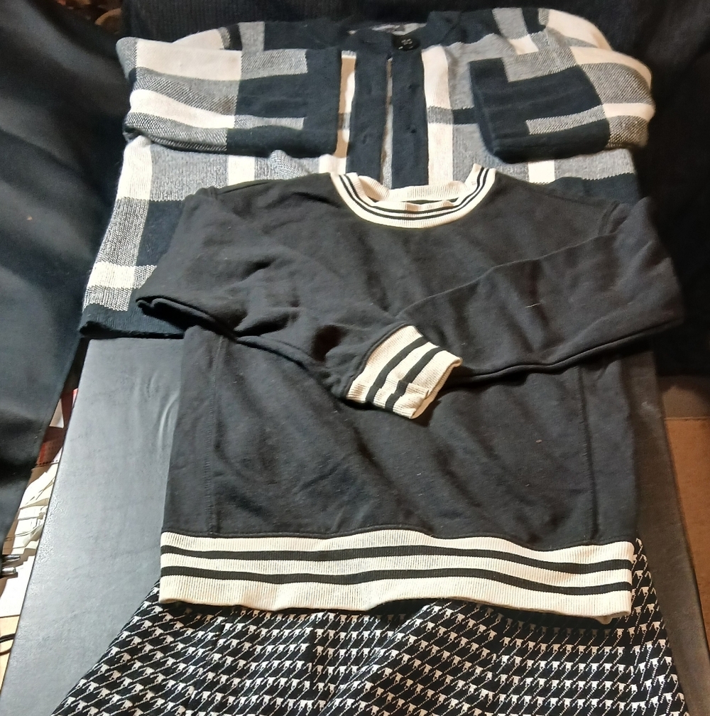 VillainMilcam Black/white Size MSkirt/wonder Nation Black Size S6/7 Shirt Outfit